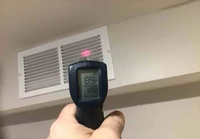Basement runs 20 degrees colder on heat: photo 2 from a Chicago inspection report