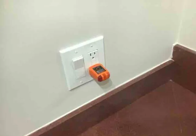GFCI outlet won’t reset: photo 1 from a Chicago inspection report