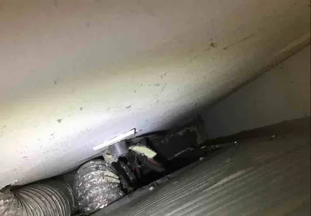 Laundry outlet without GFCI protection: photo 1 from a Chicago inspection report